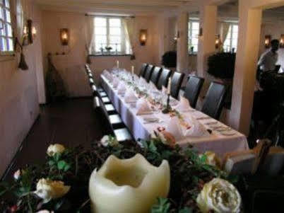 Falderhof 3* Köln